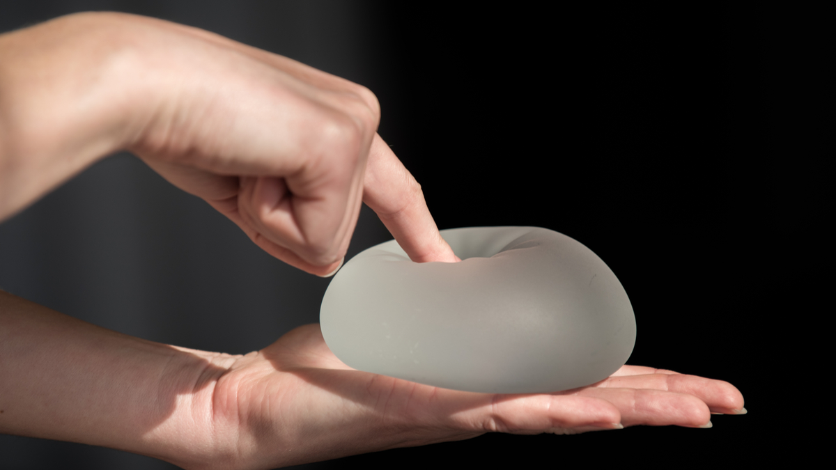 Advantages and Disadvantages of Silicone Breast Implants - Ali